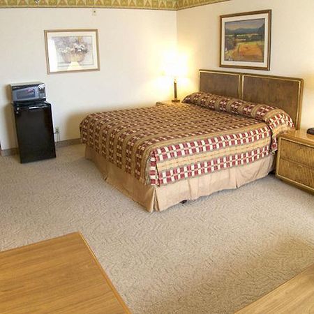 High Desert Inn Elko Phòng bức ảnh