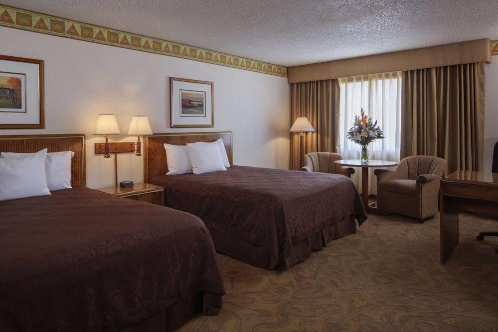 High Desert Inn Elko Ngoại thất bức ảnh
