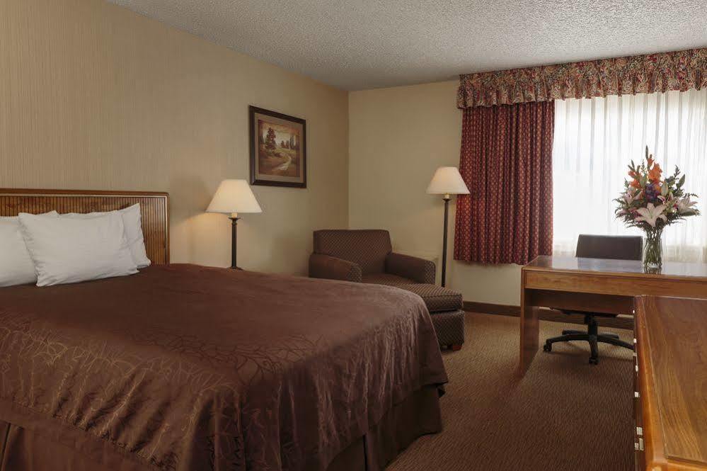 High Desert Inn Elko Ngoại thất bức ảnh