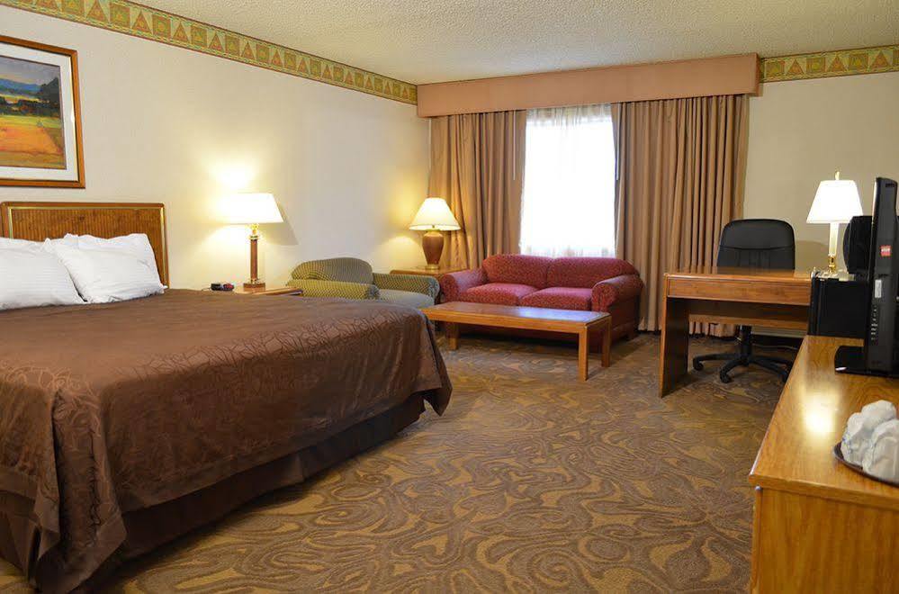 High Desert Inn Elko Ngoại thất bức ảnh